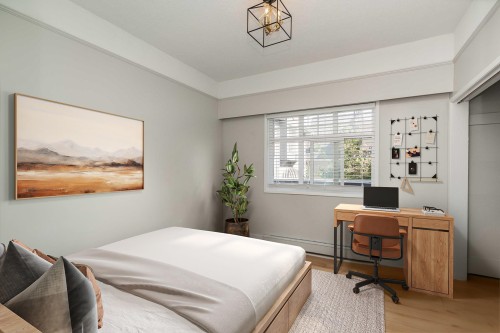 3099 6Th Avenue W, Vancouver, BC 