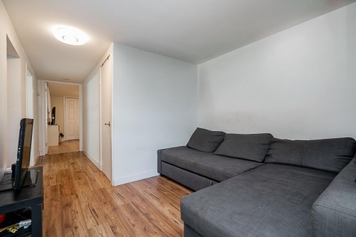 3099 6Th Avenue W, Vancouver, BC 