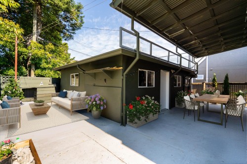 3099 6Th Avenue W, Vancouver, BC 