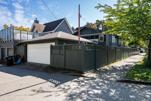 3099 6Th Avenue W, Vancouver, BC 