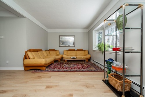 3099 6Th Avenue W, Vancouver, BC 