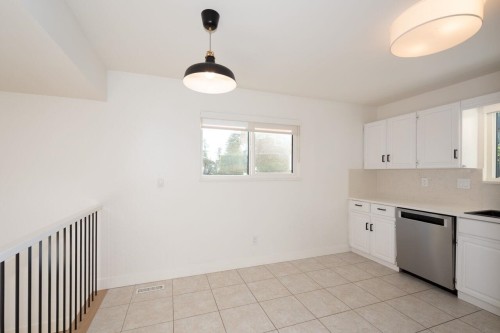 5 Campion Court, Port Moody, BC 