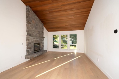 5 Campion Court, Port Moody, BC 