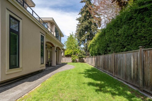 10820 Forrilon Place, Richmond, BC 