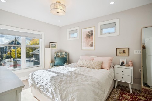 764 14Th Avenue E, Vancouver, BC 