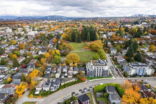 764 14Th Avenue E, Vancouver, BC 