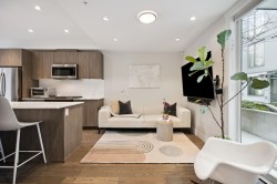 13-531 East 16th Avenue  Vancouver, BC V5T 2V1