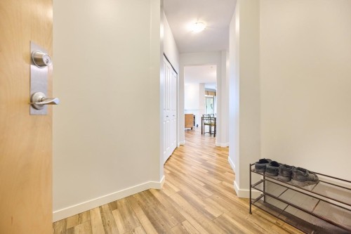 119-801 Klahanie Drive, Port Moody, BC 