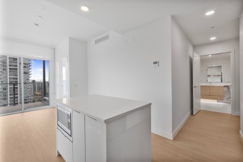 2706-699 Whiting Way, Coquitlam, BC 