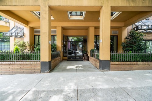 304-488 Helmcken Street, Vancouver, BC 