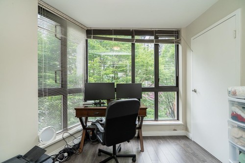 304-488 Helmcken Street, Vancouver, BC 