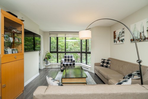 304-488 Helmcken Street, Vancouver, BC 