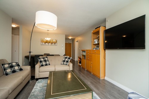 304-488 Helmcken Street, Vancouver, BC 