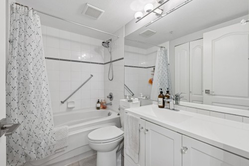 110-5900 Dover Crescent, Richmond, BC 