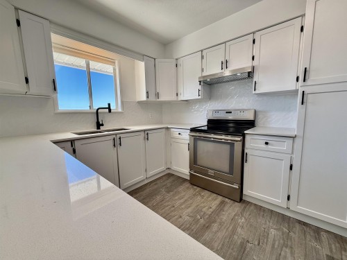 6472 Jasper Road, Sechelt, BC 