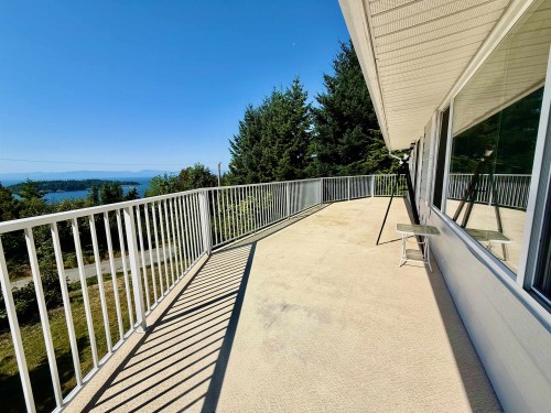 6472 Jasper Road, Sechelt, BC 