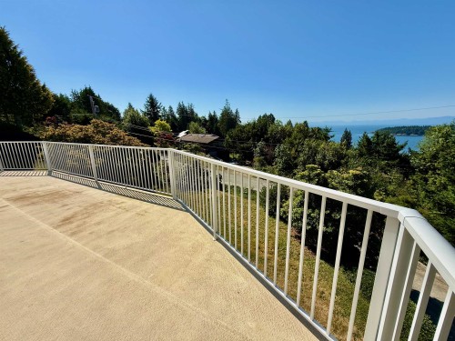 6472 Jasper Road, Sechelt, BC 