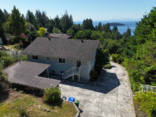 6472 Jasper Road, Sechelt, BC 