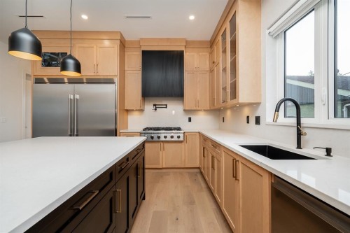 5091 Patrick Street, Burnaby, BC 