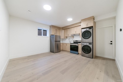 5091 Patrick Street, Burnaby, BC 