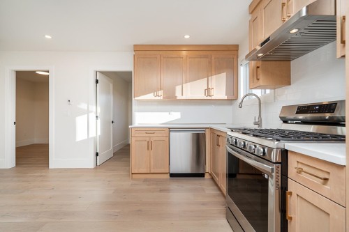 5091 Patrick Street, Burnaby, BC 