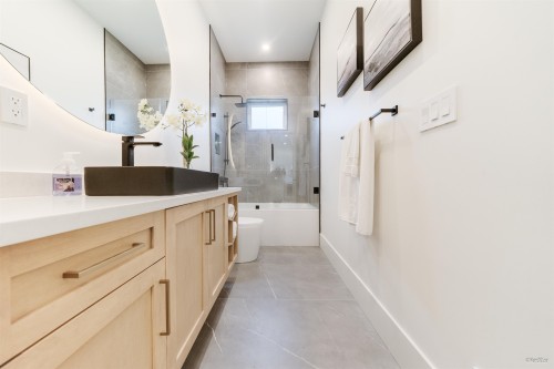 5091 Patrick Street, Burnaby, BC 