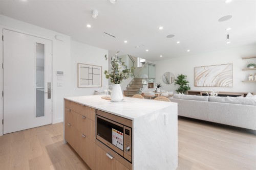 2-2750 19Th Avenue W, Vancouver, BC 