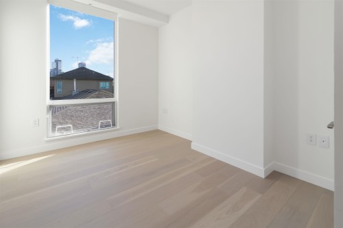 206-5212 Cambie Street, Vancouver, BC 