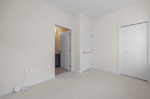 5522 Oak Street, Vancouver, BC 