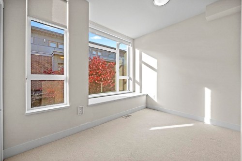 5522 Oak Street, Vancouver, BC 