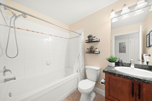 206-1375 View Crescent, Delta, BC 