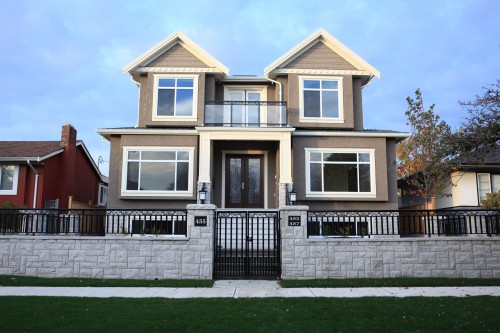 455 38Th Avenue W, Vancouver, BC 