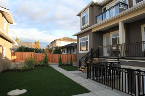 455 38Th Avenue W, Vancouver, BC 