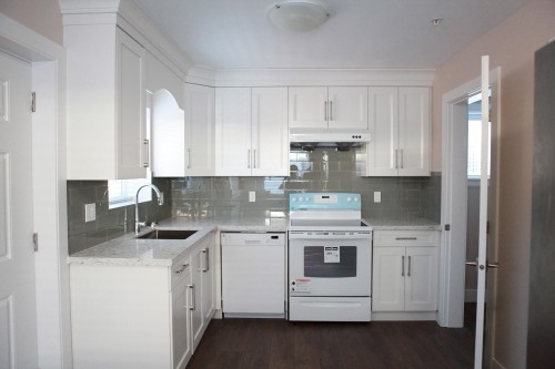 455 38Th Avenue W, Vancouver, BC 