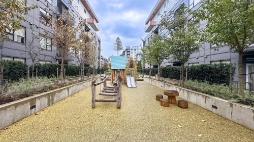 309-645 Como Lake Avenue, Coquitlam, BC 