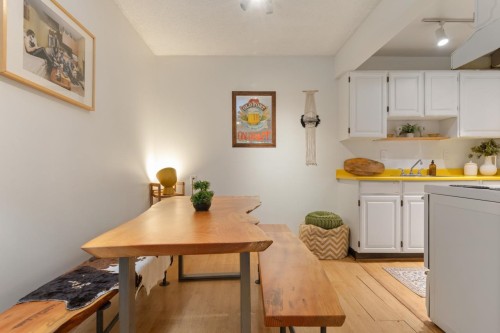 208-1516 Charles Street, Vancouver, BC 