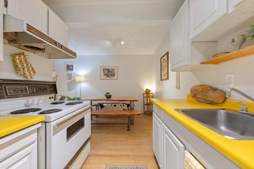 208-1516 Charles Street, Vancouver, BC 