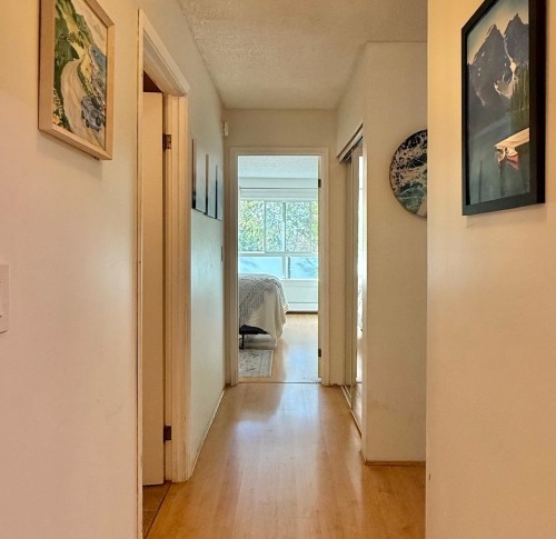 208-1516 Charles Street, Vancouver, BC 