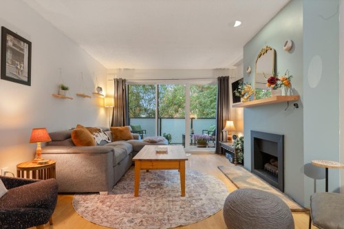 208-1516 Charles Street, Vancouver, BC 