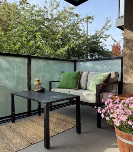 208-1516 Charles Street, Vancouver, BC 