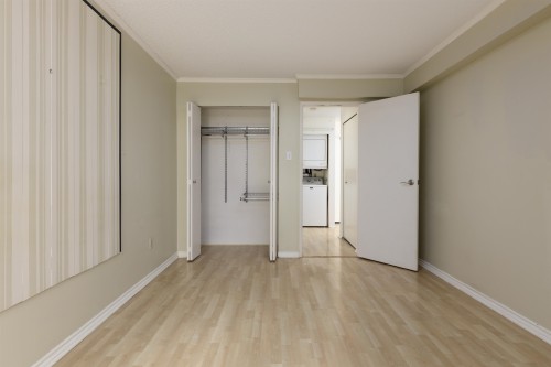 220-1500 Pendrell Street, Vancouver, BC 