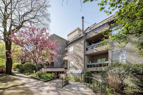 220-1500 Pendrell Street, Vancouver, BC 