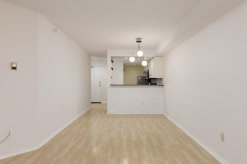 220-1500 Pendrell Street, Vancouver, BC 