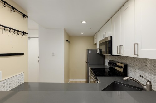 220-1500 Pendrell Street, Vancouver, BC 