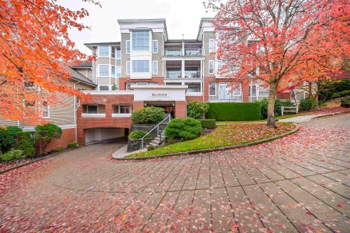 203-5270 Oakmount Crescent, Burnaby, BC 