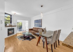 209-2228 Marstrand Avenue  Vancouver, BC V6K 4T1