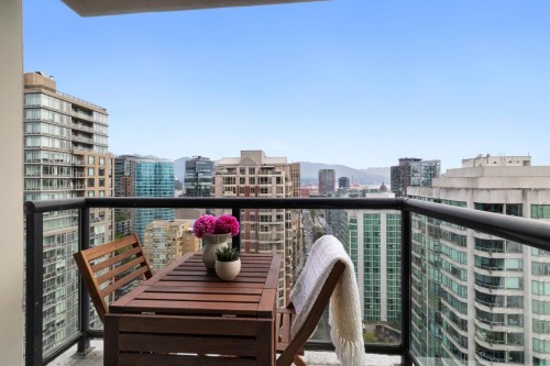 3002-909 Mainland Street, Vancouver, BC 