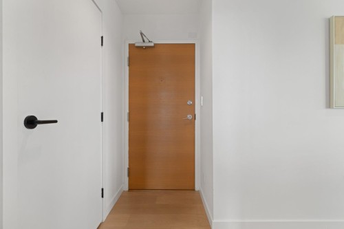 3002-909 Mainland Street, Vancouver, BC 