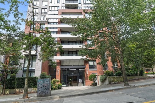 3002-909 Mainland Street, Vancouver, BC 