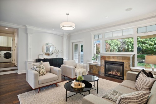 2185 Lawson Avenue, West Vancouver, BC 